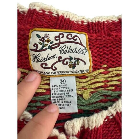 Heirloom Collectibles Ivory Red Long Sleeves Embroidered Cardigan Sweater Size M - Picture 2 of 4
